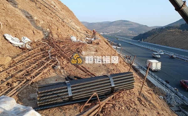 高速公路邊坡防護工程施工